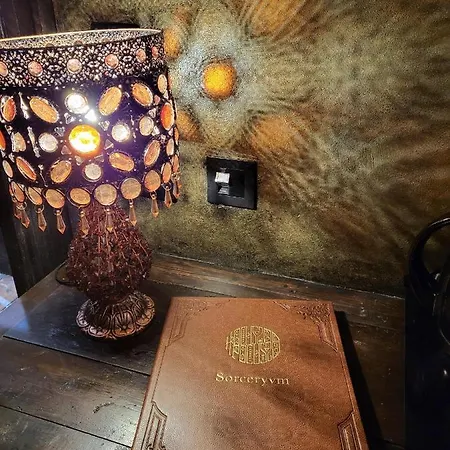 Hocus Pocus Tiny