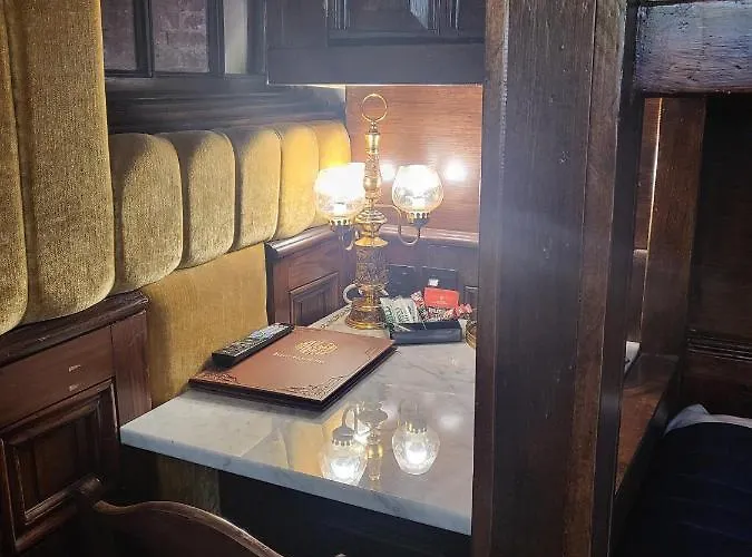 Hocus Pocus Tiny Homestay York